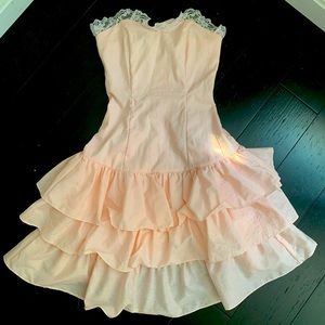1980’s strapless pale pink party dress! Size 7 Molly Ringwald, Pretty in Pink!
